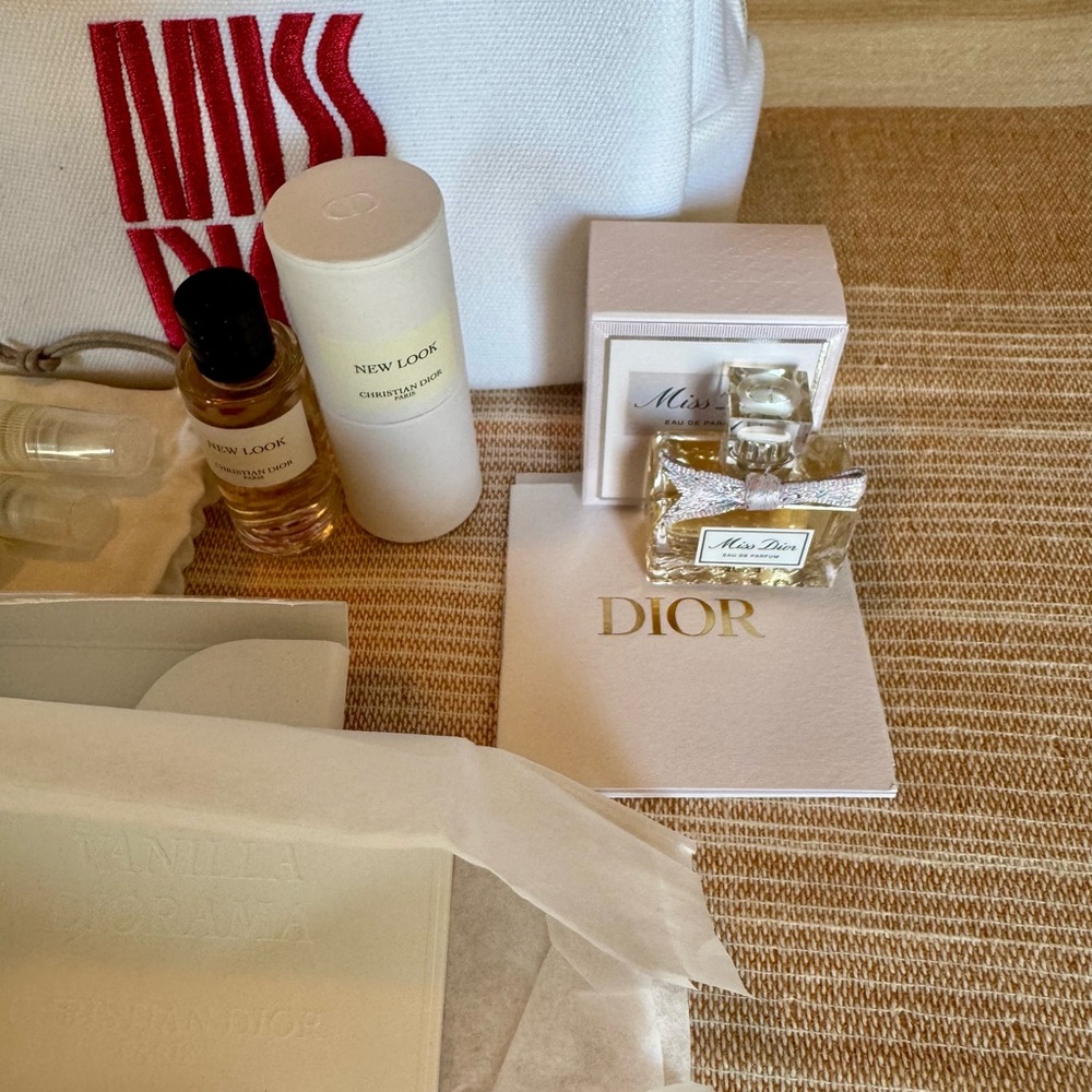 Dior Miss Dior White and Pink Travel Collection - Picture 3 of 6